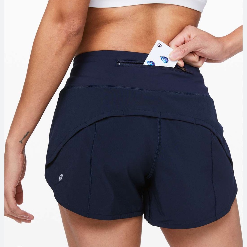 Lululemon Speed Up 4” Navy Blue Mid Rise Short size 6 damage